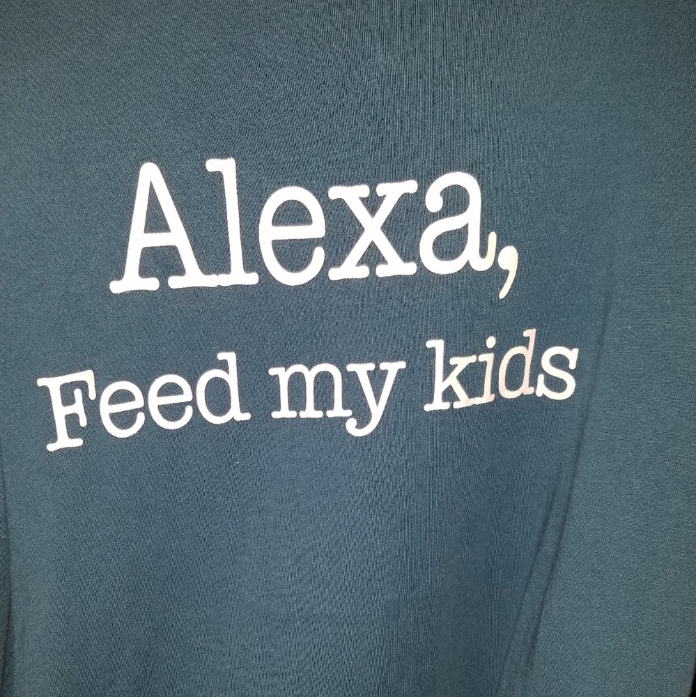 Women's extra large graphic tee